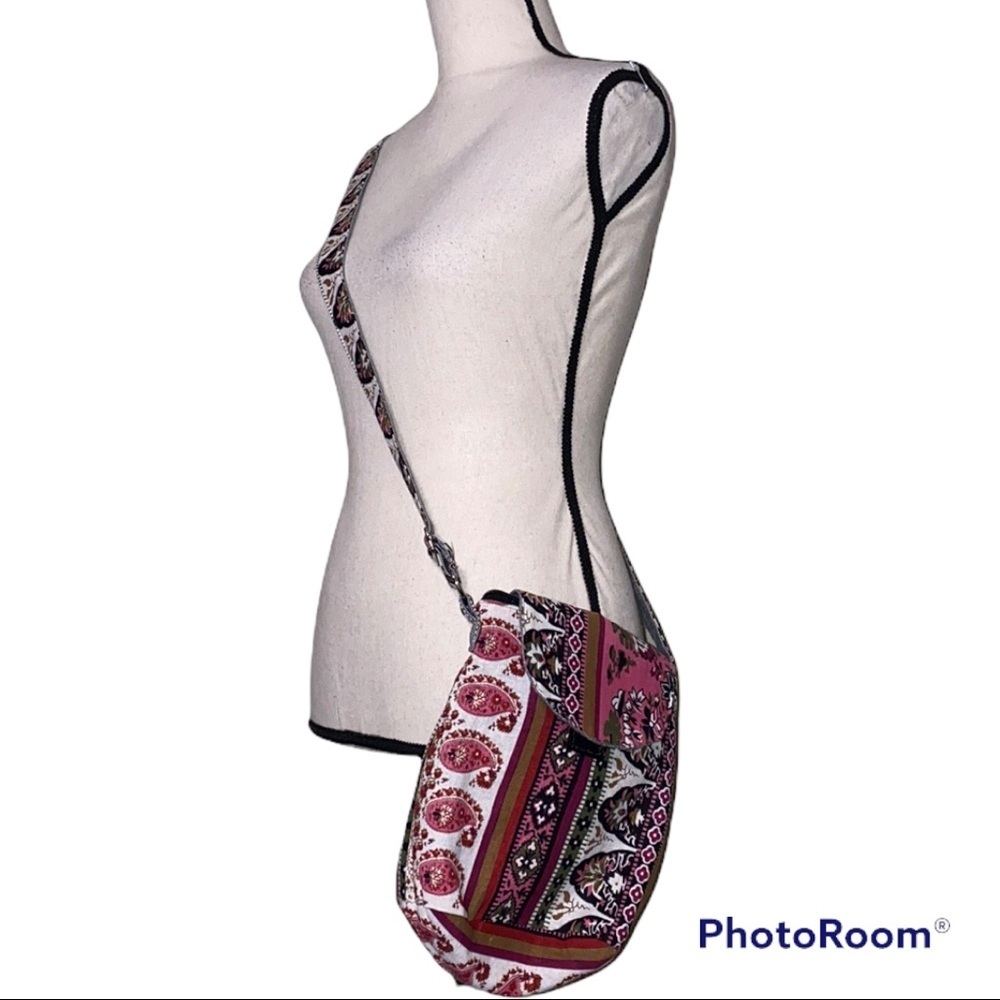 Crossbody purse adjustable strap zip closure credit card ID holder inside